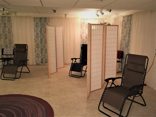 Acupuncture of Iowa Iowa City Community Acupuncture chairs room partitions